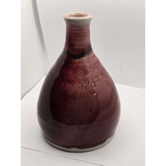 Beautiful Studio Art Pottery Bud Vase with Ox Blood Glaze - Picture 4 of 16